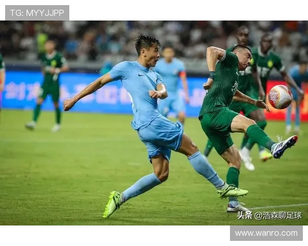 北京中赫国安迎战深圳队全力争胜展现球队实力与斗志